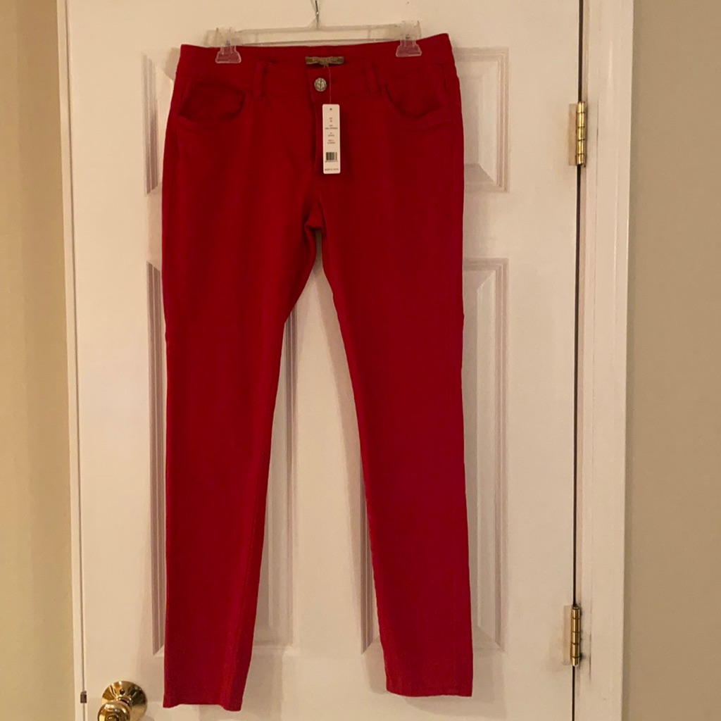 Brand New With Tags Romeo And Juliet Skinny Jeans Size 29